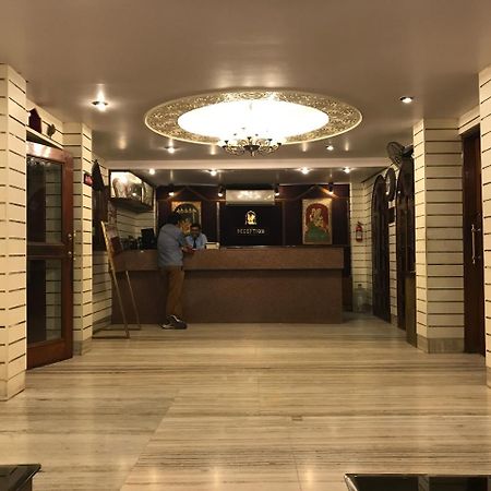 Oyo 15359 Hotel Kachandeep 斋浦尔 外观 照片