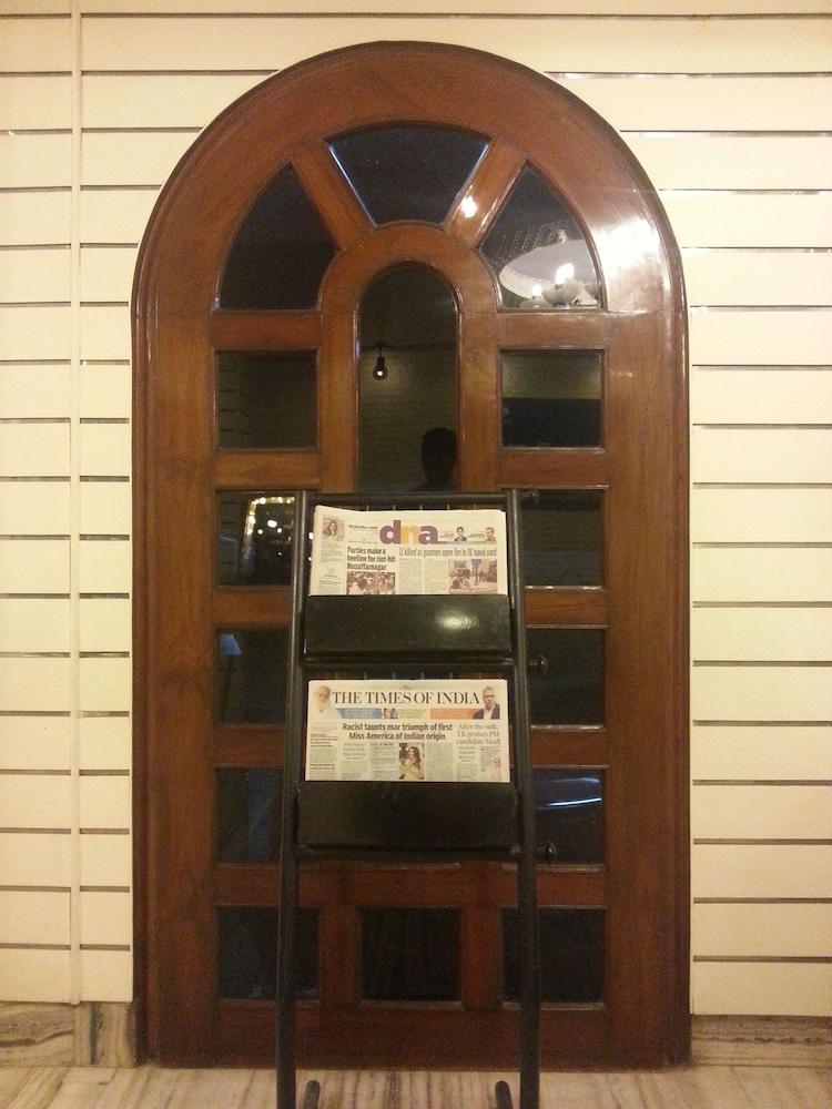 Oyo 15359 Hotel Kachandeep 斋浦尔 外观 照片